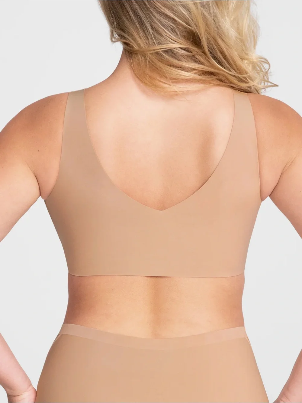 Honey Love V Neck Bra Sand L 38 B/C NWOT